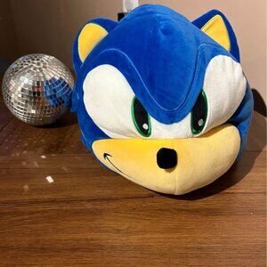 Sonic the Hedgehog 15 inch Head Plush
